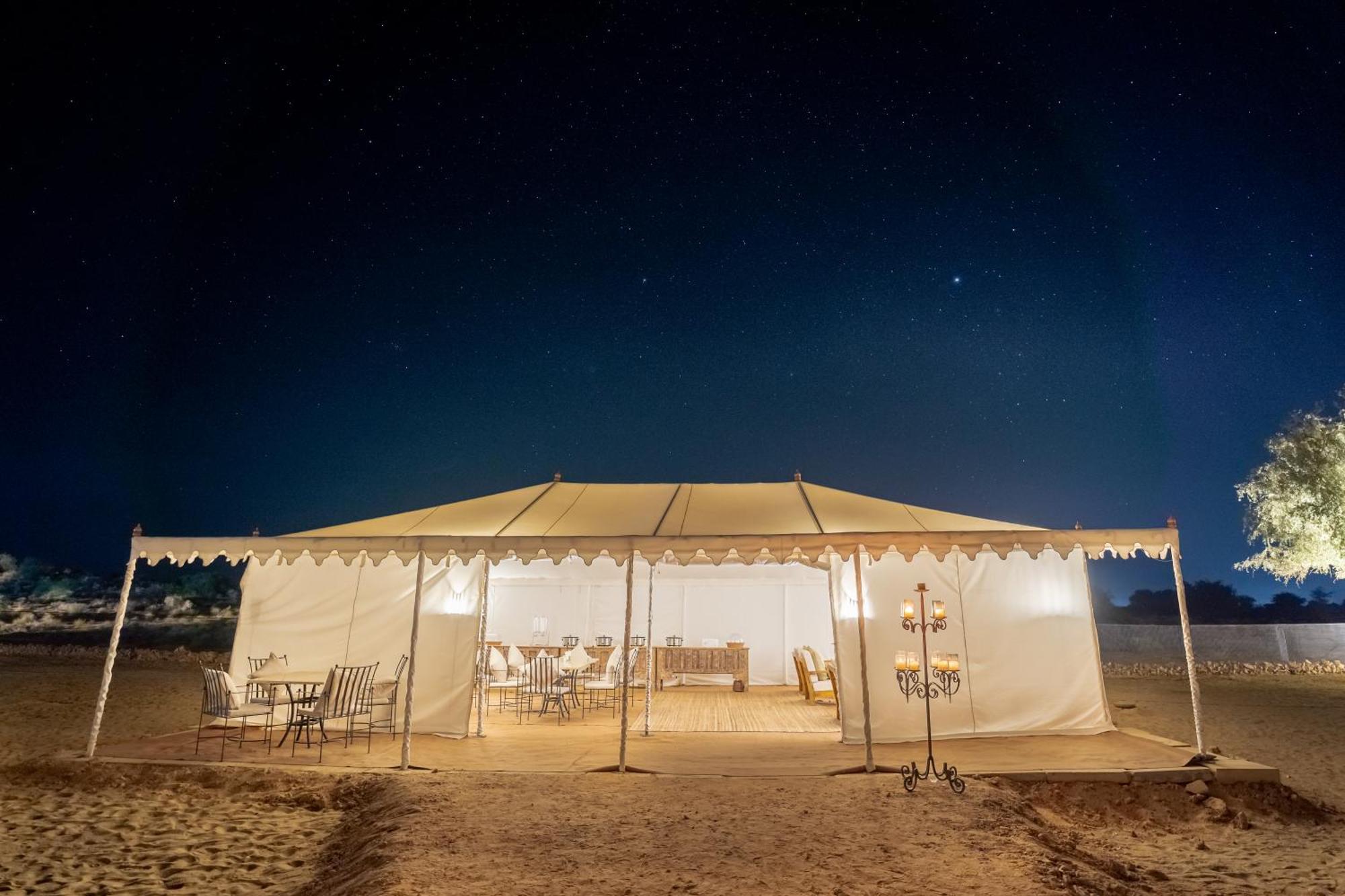 Hotel Grand Khalifa Luxury Camp Sām Exteriér fotografie